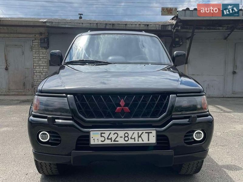 Mitsubishi Pajero Sport 2003
