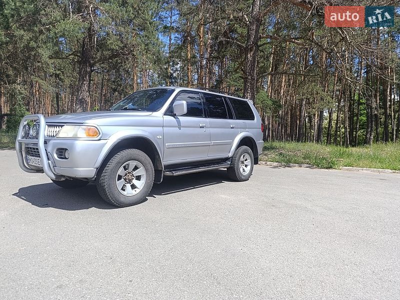 Mitsubishi Pajero Sport 2005
