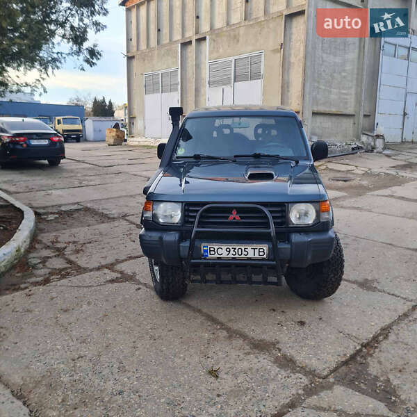 Mitsubishi Pajero 1996