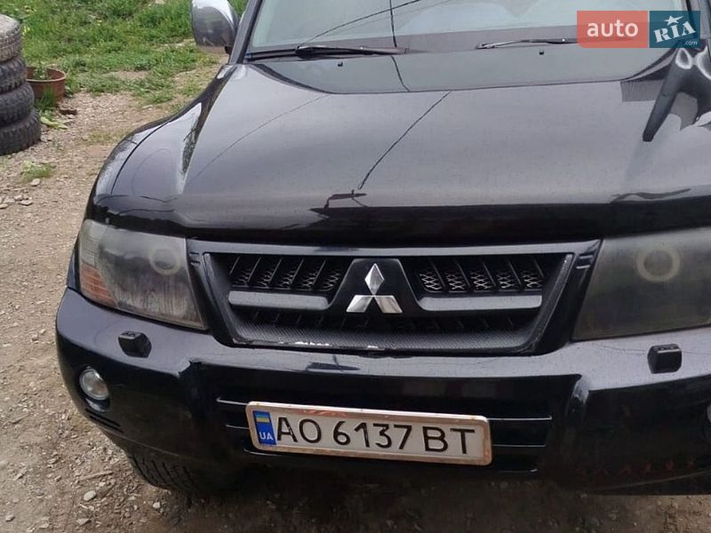 Mitsubishi Pajero 2006