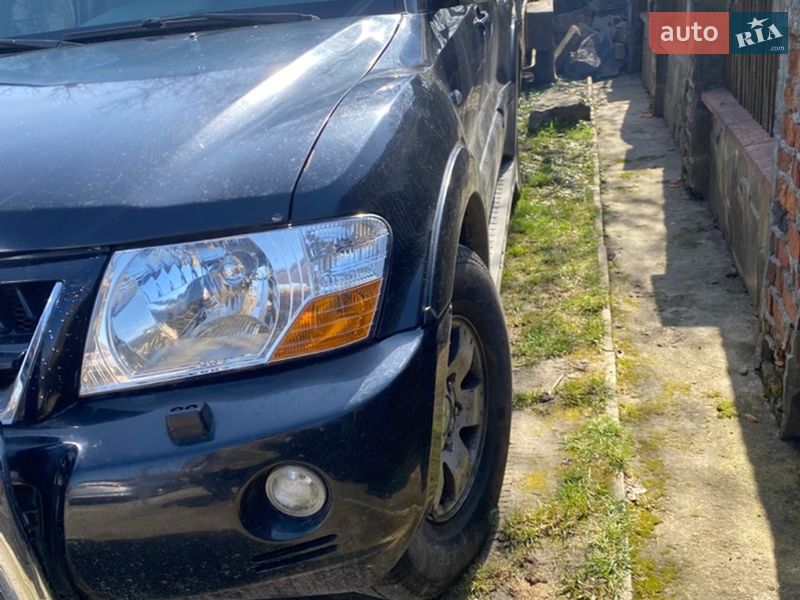 Mitsubishi Pajero 2006