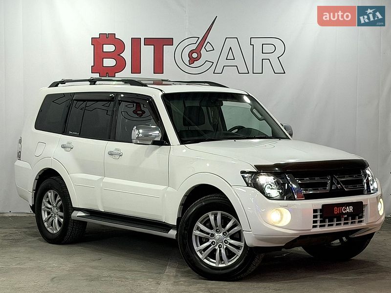 Mitsubishi Pajero Wagon 2013