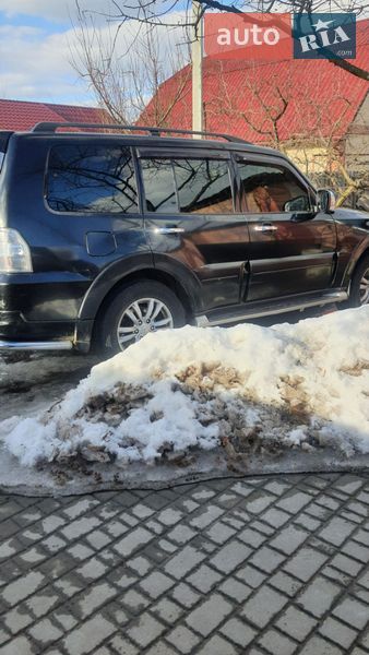 Mitsubishi Pajero Wagon 2015