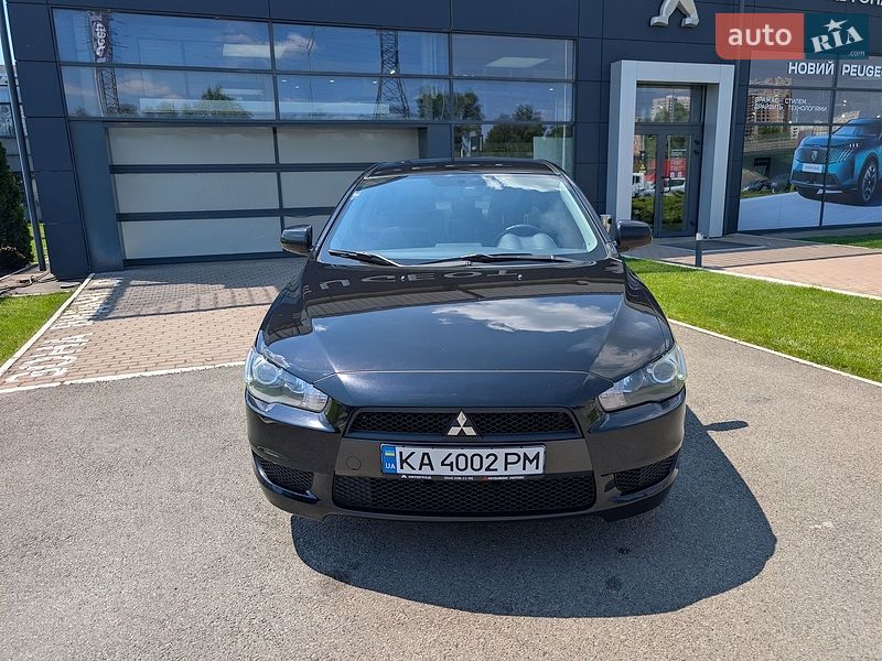 Mitsubishi Lancer 2011