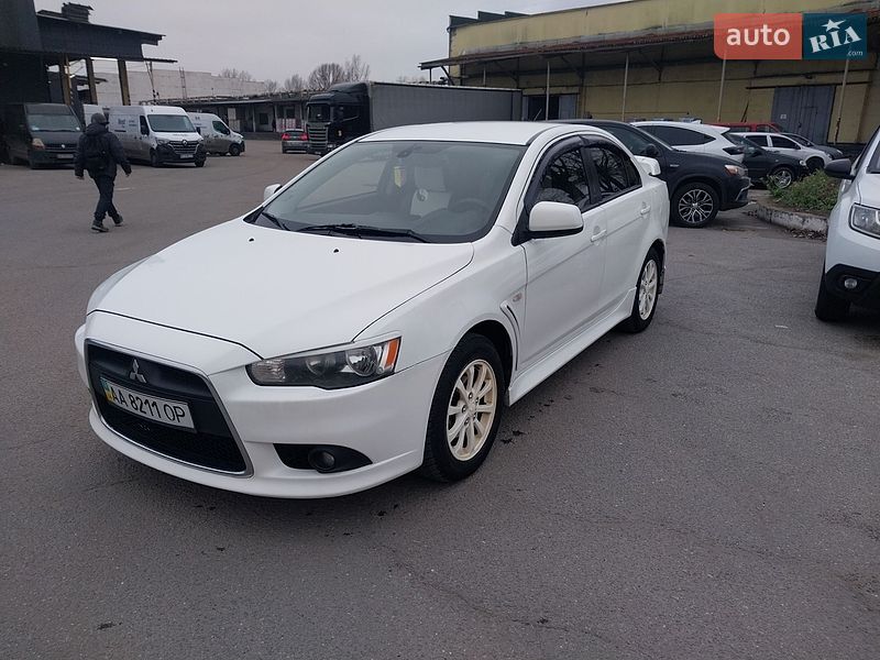 Mitsubishi Lancer 2012