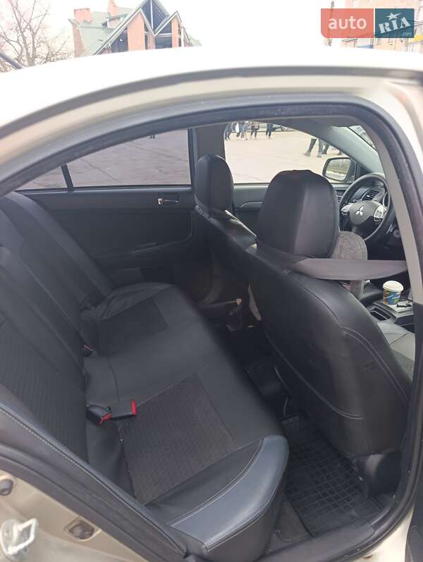 Mitsubishi Lancer 2007