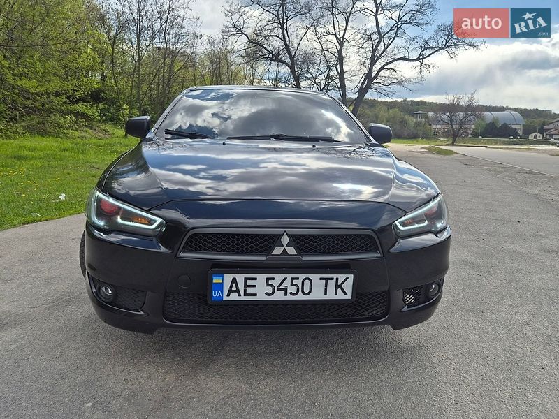 Mitsubishi Lancer 2011