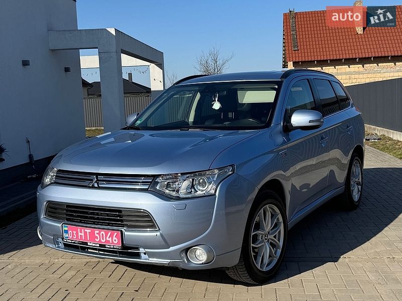 Mitsubishi Outlander 2013