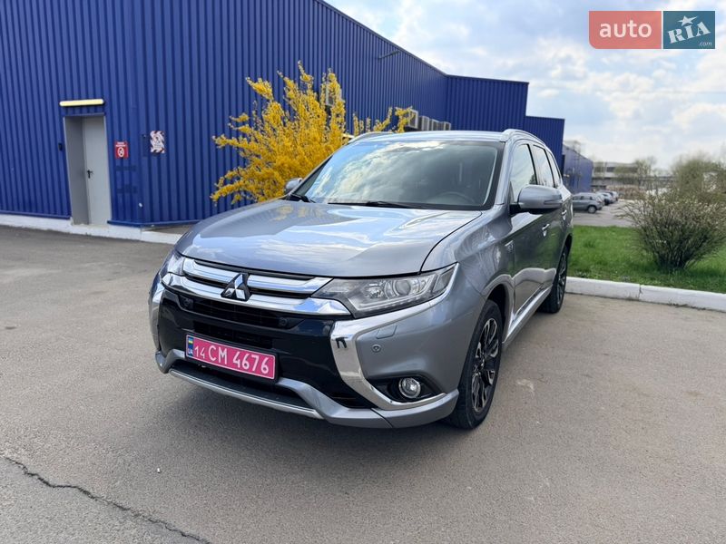Mitsubishi Outlander 2015