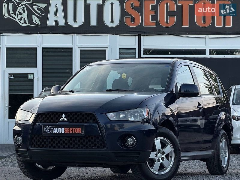 Mitsubishi Outlander 2011
