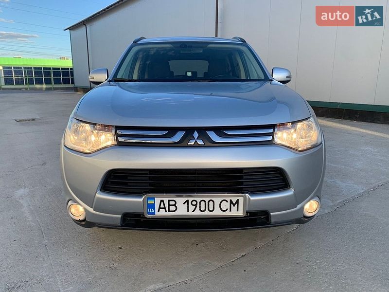 Mitsubishi Outlander 2012