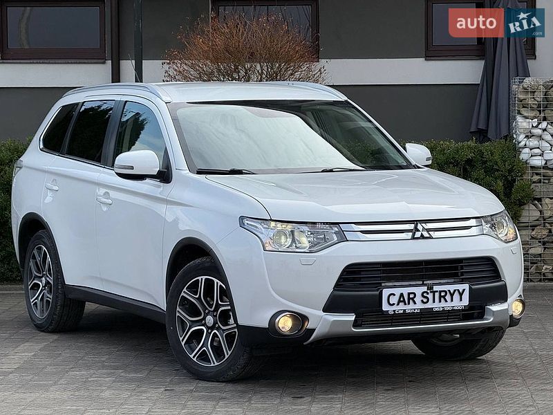 Mitsubishi Outlander 2014
