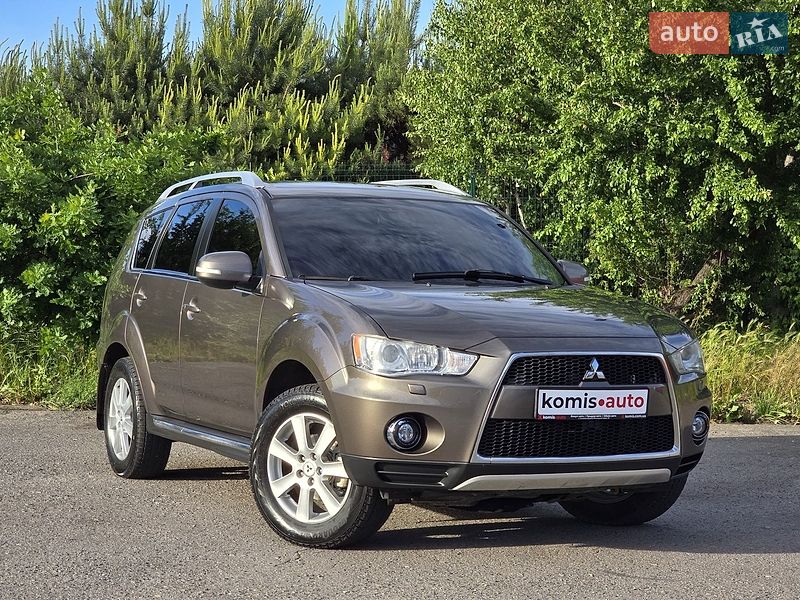 Mitsubishi Outlander 2010
