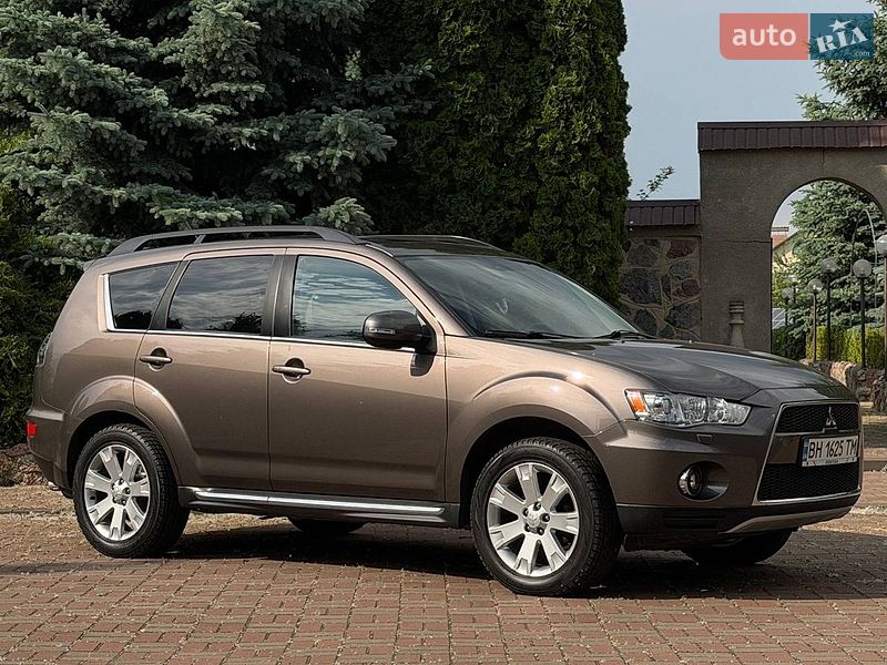 Mitsubishi Outlander 2010
