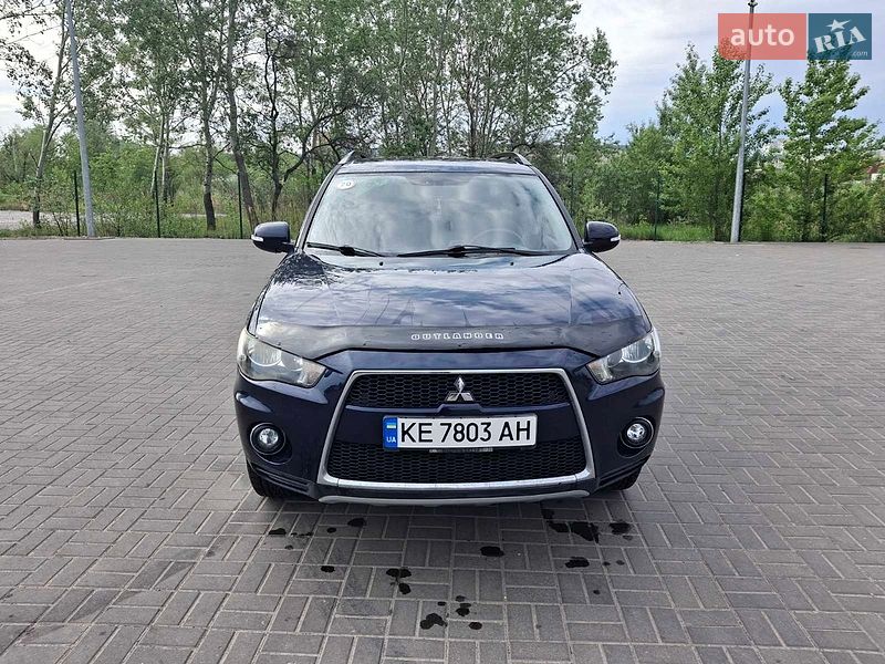 Mitsubishi Outlander 2010