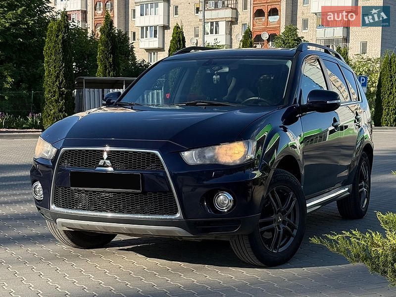 Mitsubishi Outlander 2012
