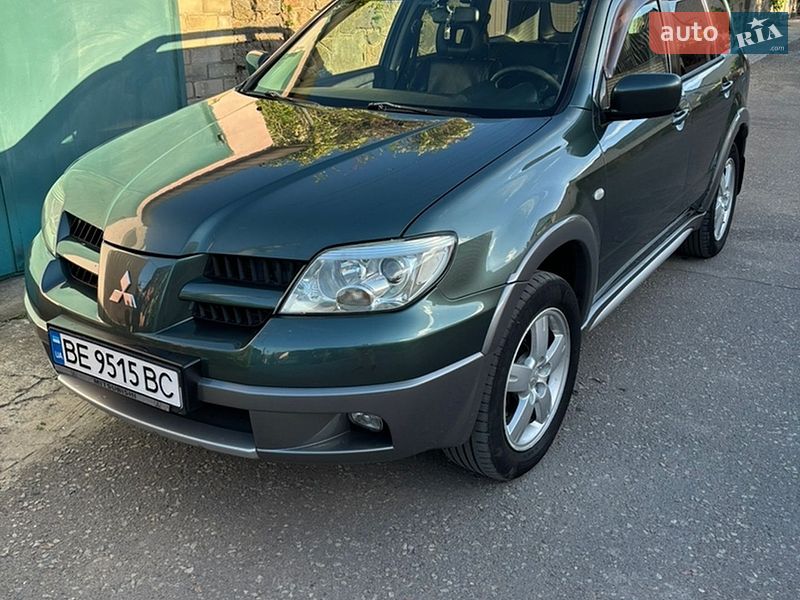Mitsubishi Outlander 2006
