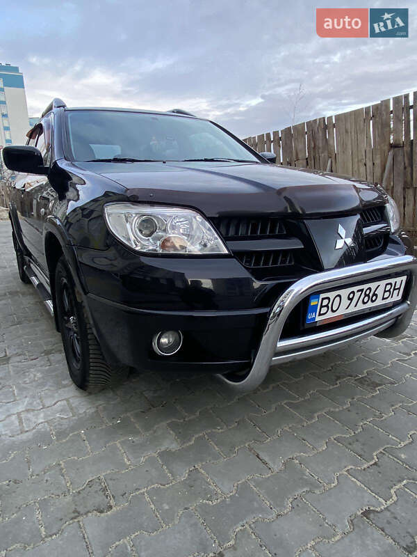 Mitsubishi Outlander 2008