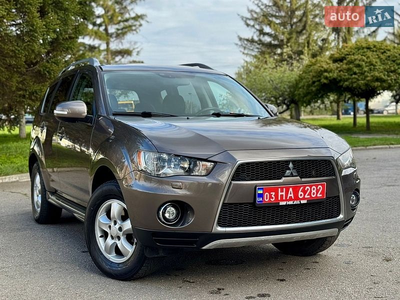 Mitsubishi Outlander 2010