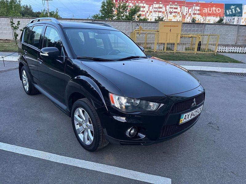 Mitsubishi Outlander 2010