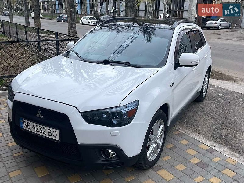 Mitsubishi ASX 2011