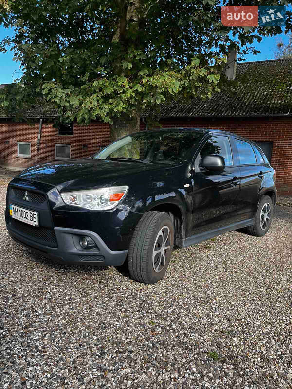 Mitsubishi ASX 2011