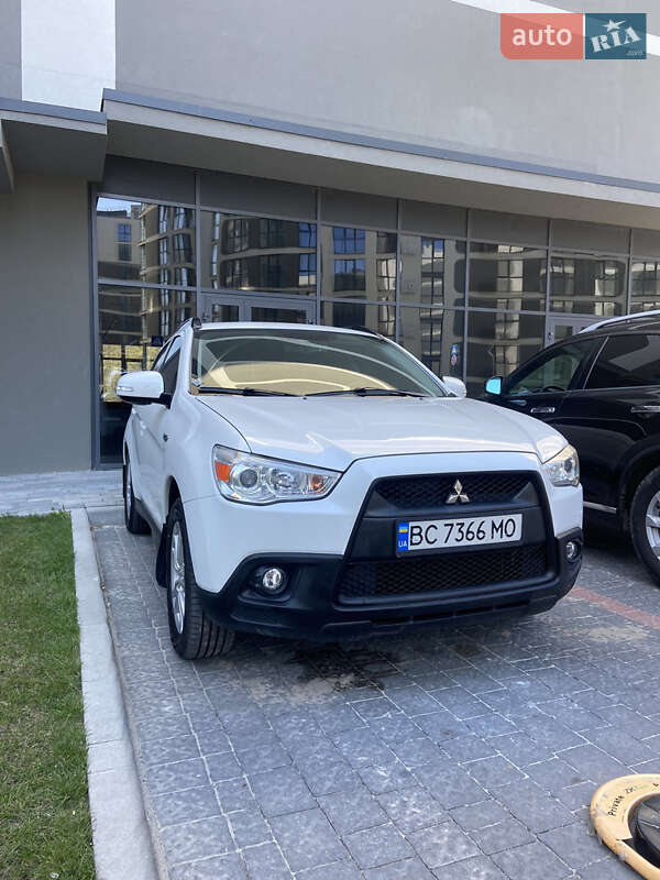 Mitsubishi ASX 2012