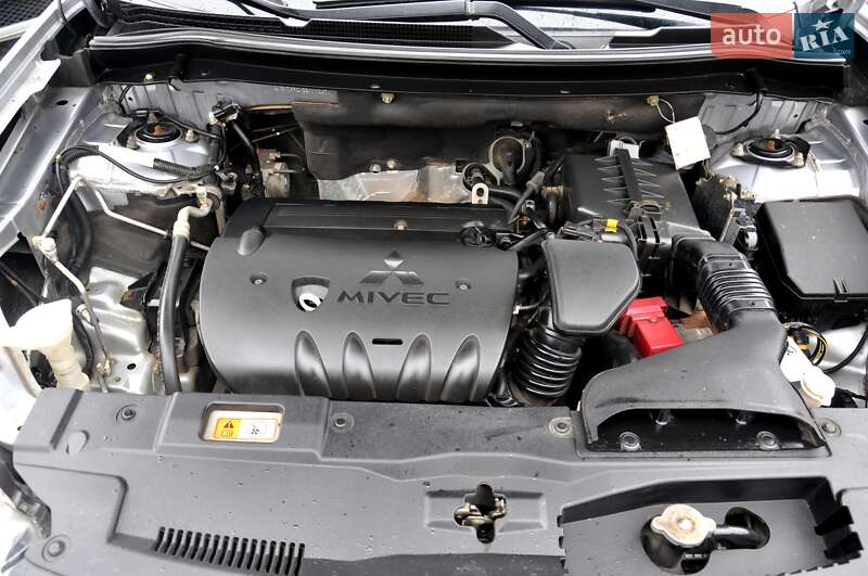 Mitsubishi Outlander 2014