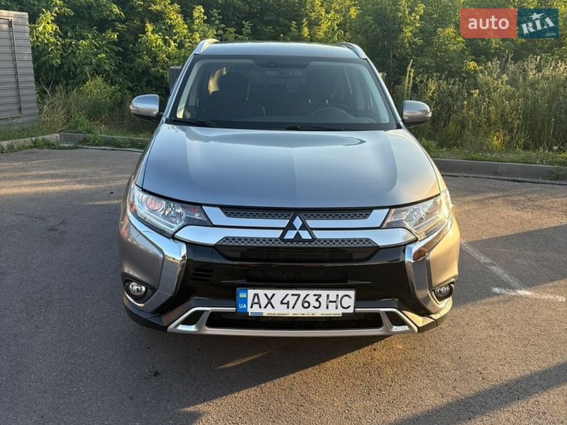 Mitsubishi Outlander 2018