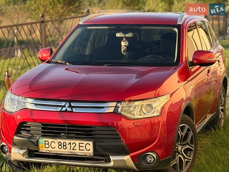 Mitsubishi Outlander 2014
