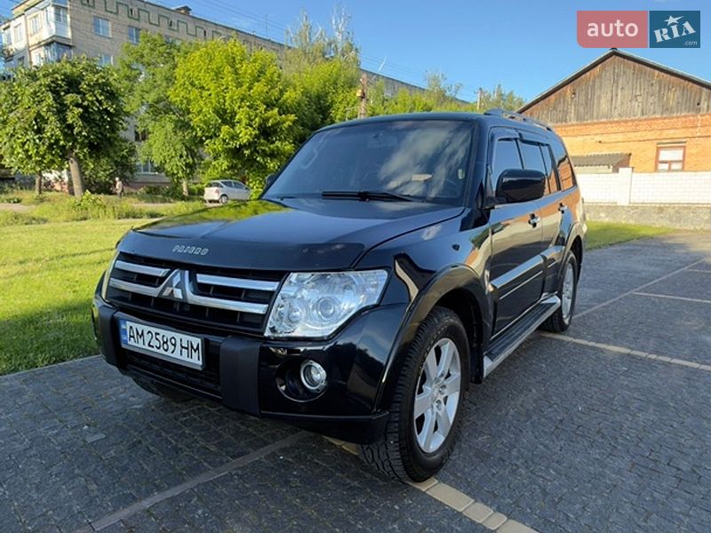 Mitsubishi Pajero 2007