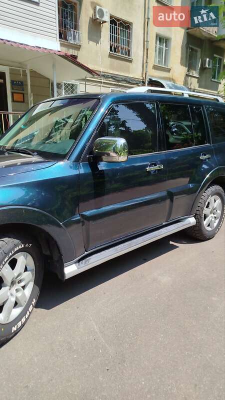 Mitsubishi Pajero 2007