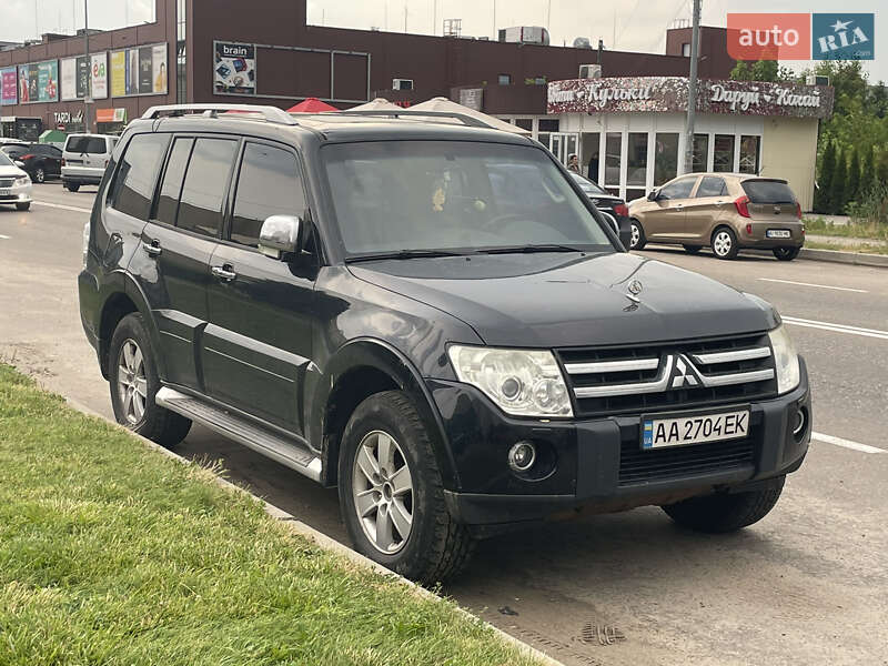Mitsubishi Pajero Wagon 2008