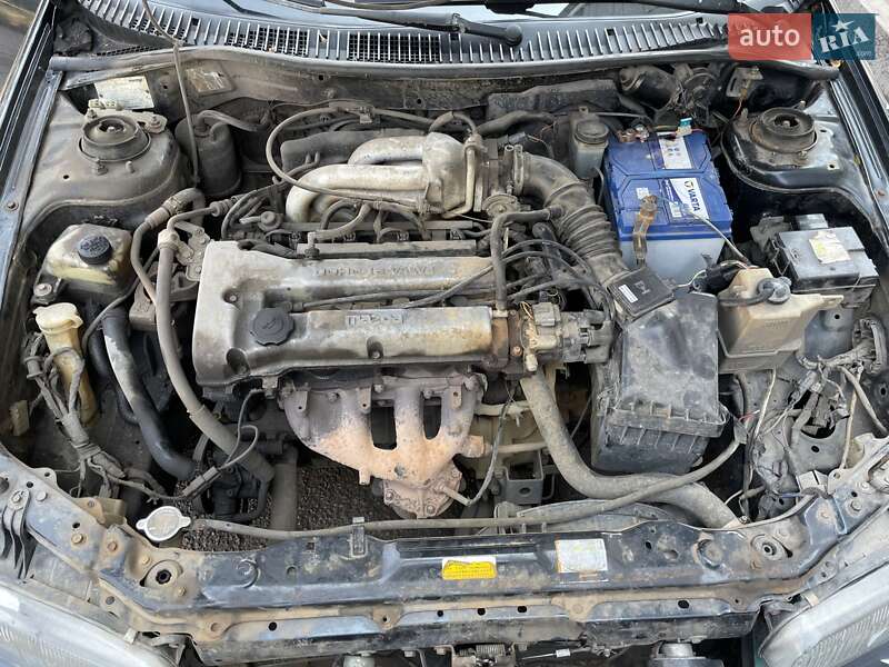 Mazda 323 1995
