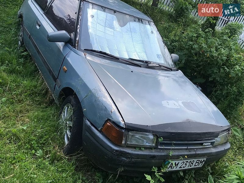 Mazda 323 1993