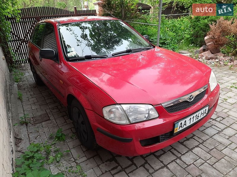 Mazda 323 1998