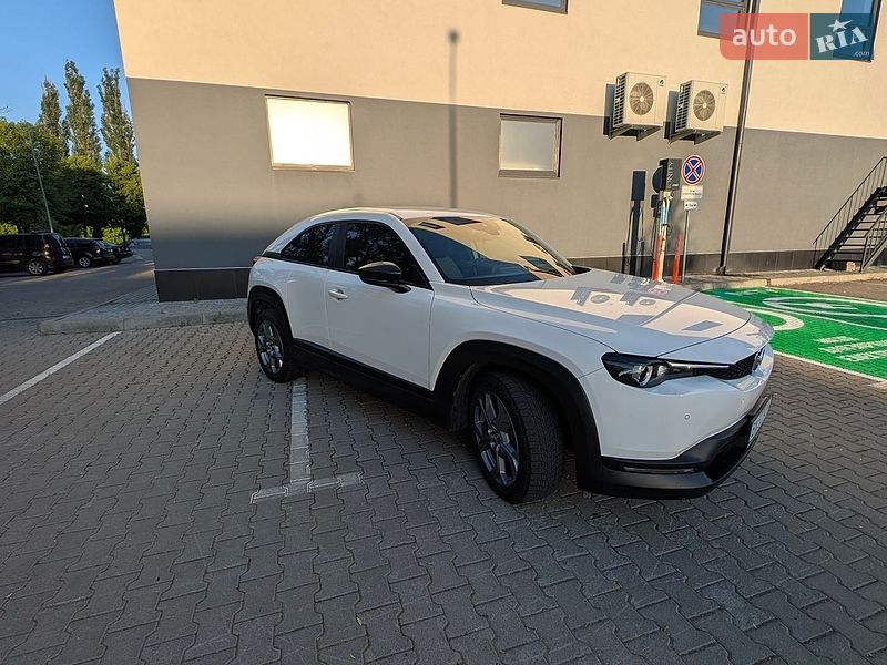 Mazda MX-30 2021