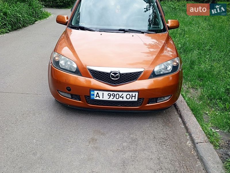Mazda 2 2003