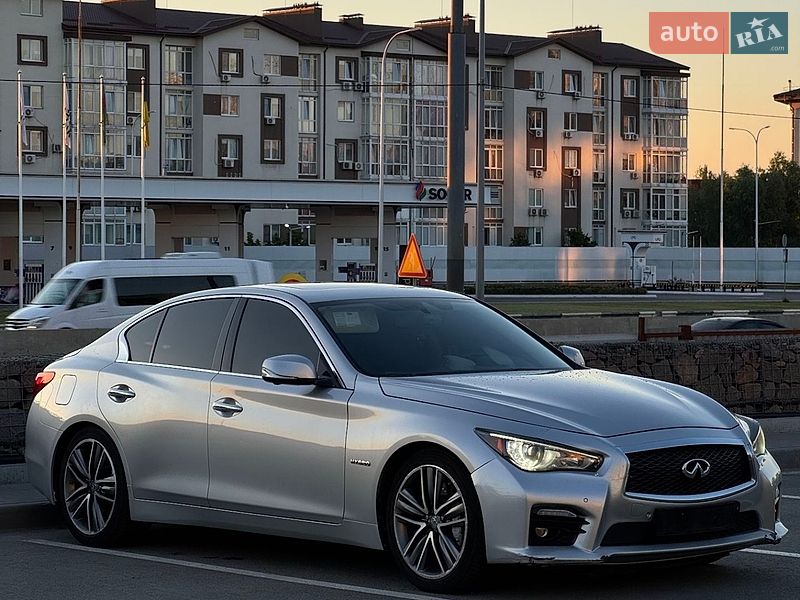 Infiniti Q50 2014