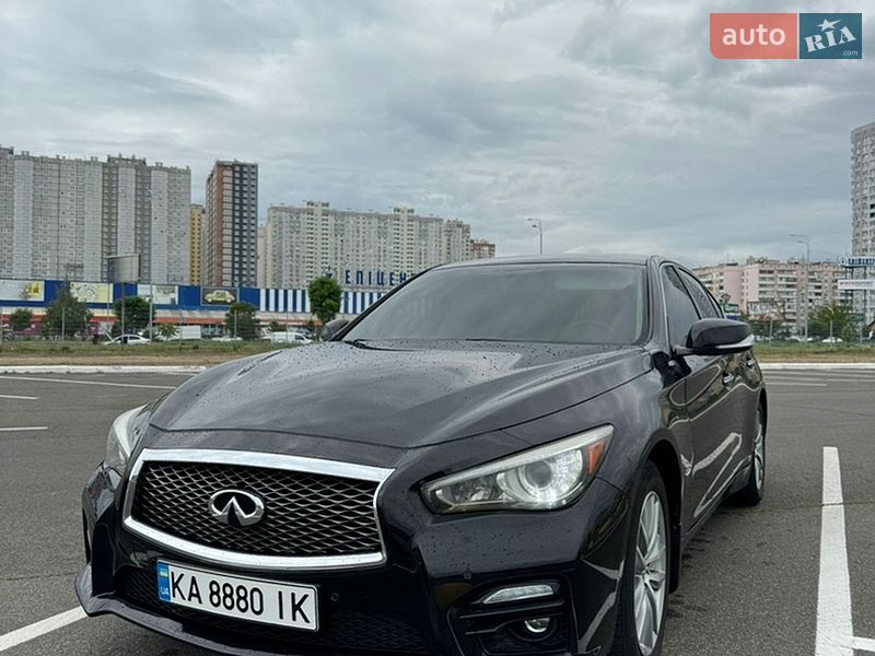 Infiniti Q50 2014
