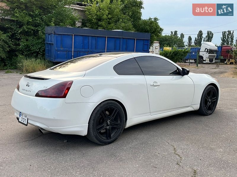 Infiniti G37 2010
