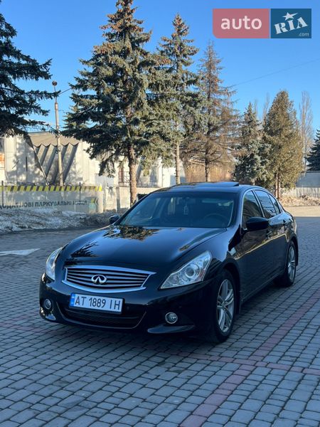 Infiniti G25 2012
