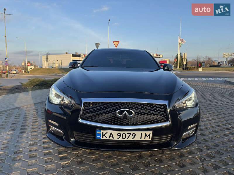 Infiniti Q50 2016