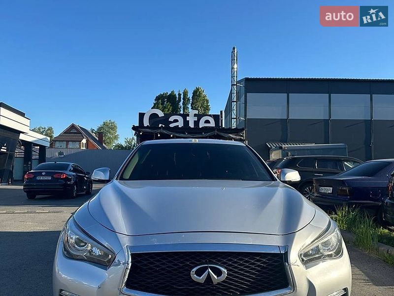Infiniti Q50 2016
