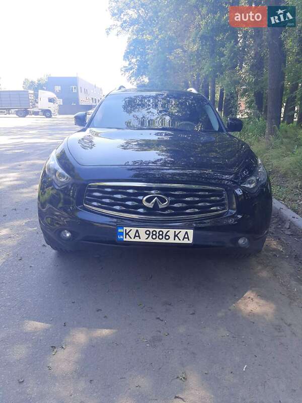 Infiniti FX 37 2010