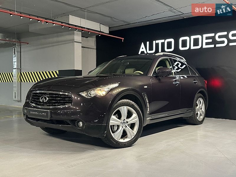 Infiniti FX 37 2011