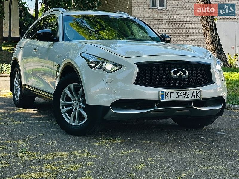 Infiniti QX70 2014