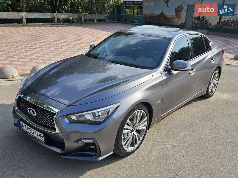 Infiniti Q50 2017