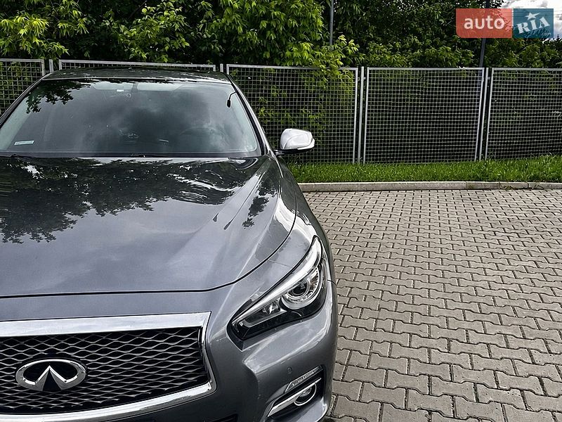 Infiniti Q50 2014
