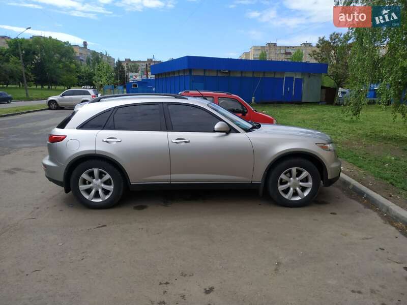 Infiniti FX 35 2003